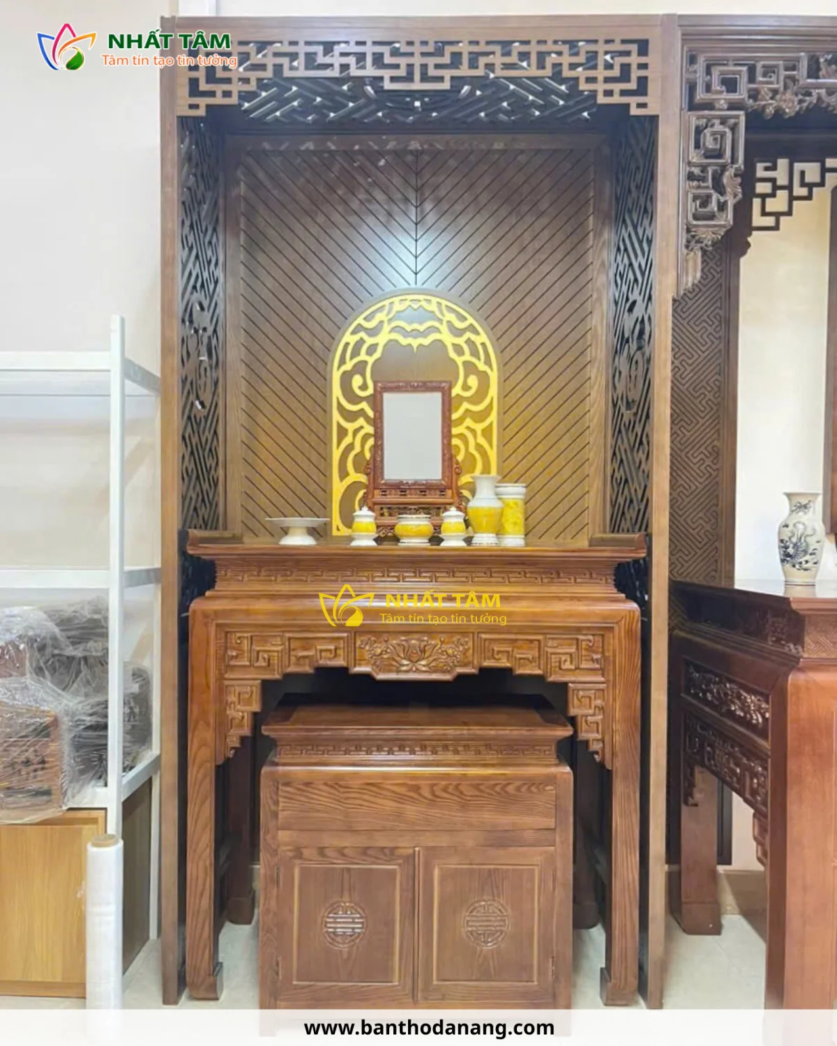 Kinh nghiệm chọn bàn thờ chung cư theo diện tích